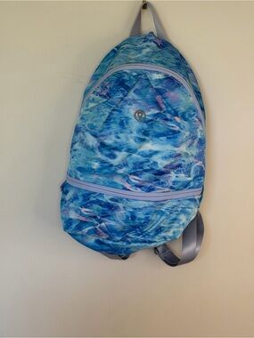 Ivivva Blue Marble Sling Backpack - Aqua Pattern
